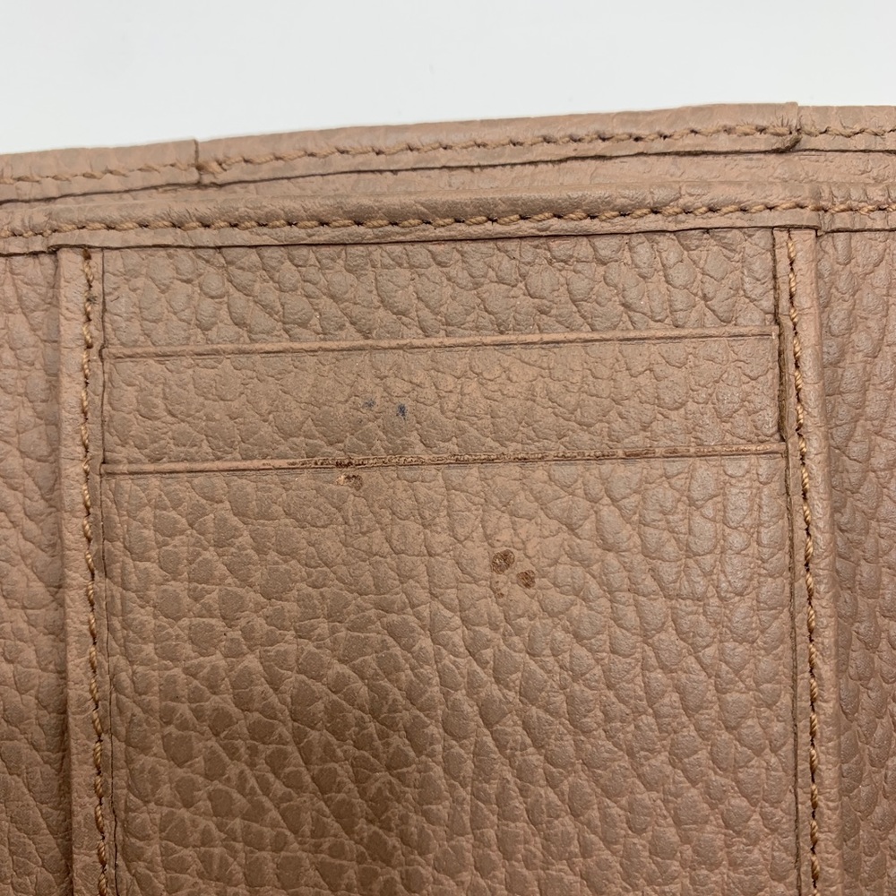 SOLD!!!! Gucci Compact Wallet, Marmont, Textured Leather, Beige - Picture 7 of 10